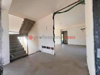 Villa unifamiliare via Spirito Santo, 131, Aci Sant'Antonio — foto 3 di 20