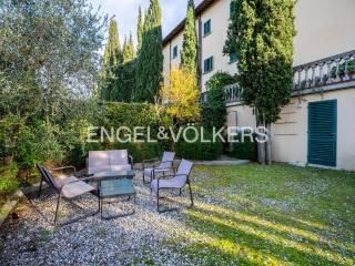 Casale via Fernando Bicchi, Centro, Carmignano — foto 3 di 65