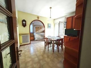 Appartamento via Cadelore, Centro, Ala — foto 6 di 18