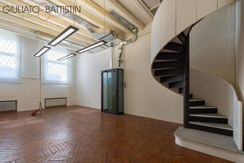 Loft corso Andrea Palladio, Centro Storico, Vicenza — foto 2 di 9