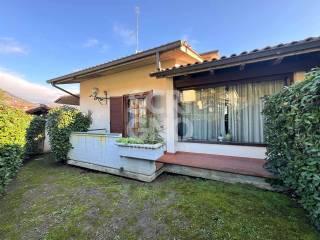 Villa unifamiliare via Eugenio Fantaccini 25, Coiano, Prato — foto 3 di 56