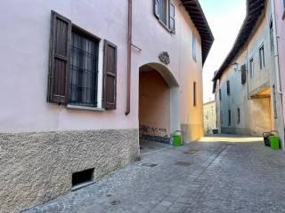 Trilocale via C. Ferrari, Galliate Lombardo — foto 30 di 42