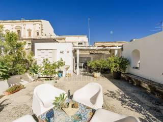 Appartamento via Rocco Pirri 14, Centro, Noto — foto 20 di 37