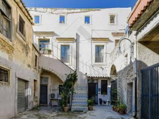 Appartamento via Rocco Pirri 14, Centro, Noto — foto 15 di 37