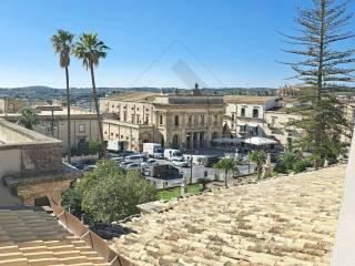Appartamento via Rocco Pirri 14, Centro, Noto — foto 35 di 37