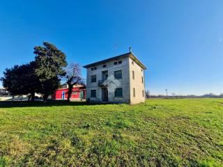Rustico via Piave 27, Centro, Azzano Decimo — foto 12 di 15