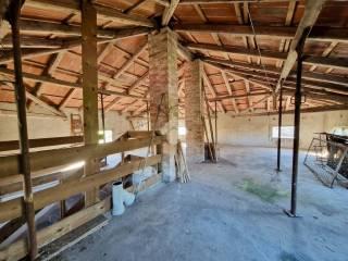 Rustico via Piave 27, Centro, Azzano Decimo — foto 2 di 15