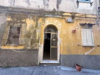 Bilocale Vicoletto San Francesco Di Paola, 11, Centro Storico, Catanzaro — foto 9 di 13