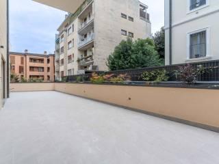 Quadrilocale via Cesare Cantù 4, San Biagio, Monza — foto 8 di 24