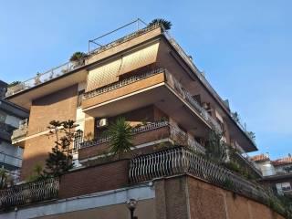 Stanza singola via Bartolomeo Massalongo 29, Roma