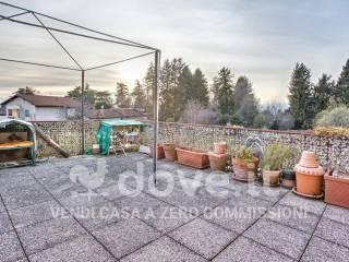 Villa unifamiliare via Dante Alighieri 1, Luvinate — foto 9 di 32