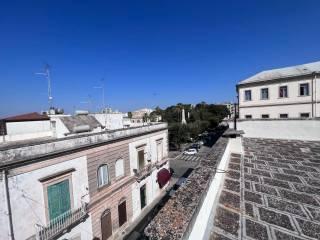 Appartamento via Panteleone Nardelli, 5, Martina Franca — foto 9 di 26