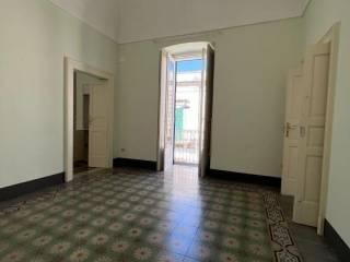 Appartamento via Panteleone Nardelli, 5, Martina Franca — foto 10 di 26