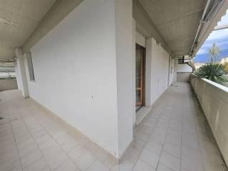 Appartamento via Dante Alighieri, Centro, Massa — foto 2 di 19