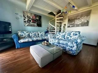 Quadrilocale via Canossi 29, Pieve Vecchia, Villaggio Sanghen, Manerba del Garda — foto 14 di 22
