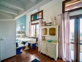 Quadrilocale via Canossi 29, Pieve Vecchia, Villaggio Sanghen, Manerba del Garda — foto 20 di 22