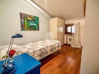 Quadrilocale via Canossi 29, Pieve Vecchia, Villaggio Sanghen, Manerba del Garda — foto 10 di 22