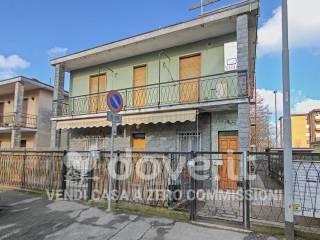 Trilocale via Michelangelo Buonarroti 7, Centro, Lodi Vecchio — foto 9 di 39