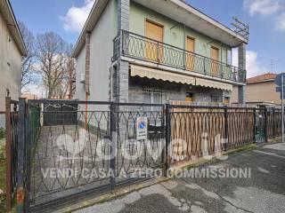 Trilocale via Michelangelo Buonarroti 7, Centro, Lodi Vecchio — foto 10 di 39