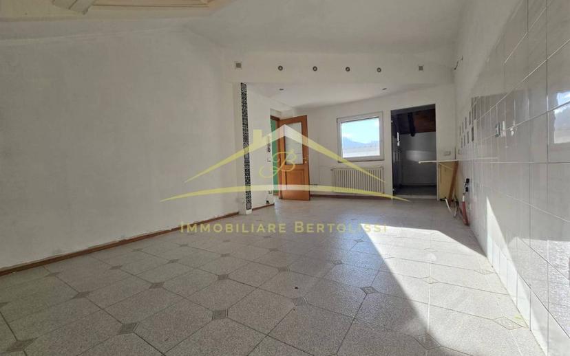 Mansarda viale Varallo 5, Centro, Borgosesia — foto 18 di 31