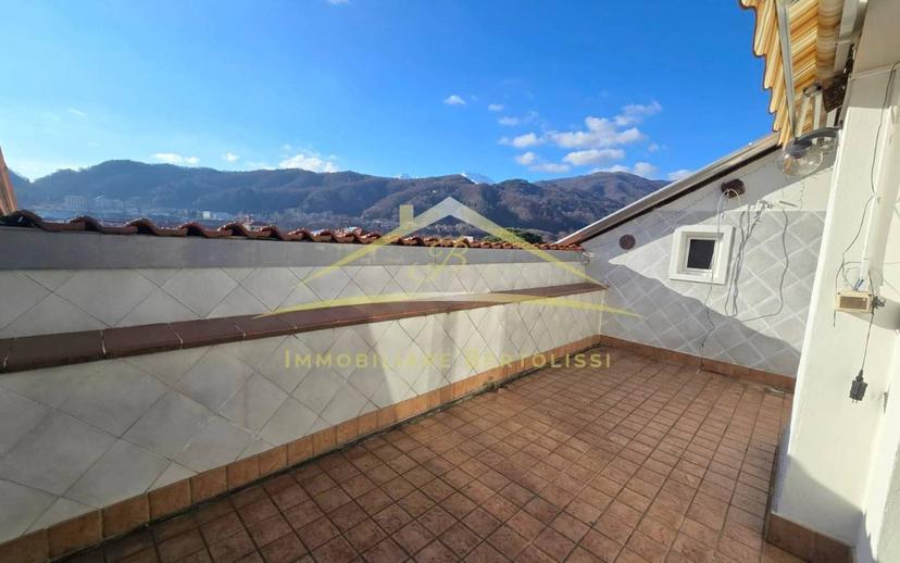Mansarda viale Varallo 5, Centro, Borgosesia — foto 17 di 31