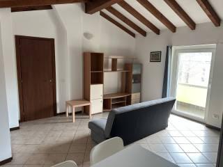 Bilocale ottimo stato, secondo piano, Centro, San Fermo della Battaglia — foto 8 di 19
