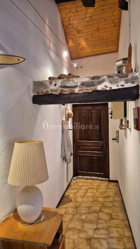 Mansarda via d'Adda 6, Centro, Varallo — foto 4 di 24