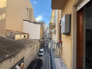 Quadrilocale via Giovanna d'Arco 5, Centro, Alcamo — foto 16 di 17