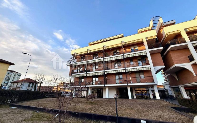 Quadrilocale via Ferruccio Valobra 204, Centro, Carmagnola — foto 17 di 35