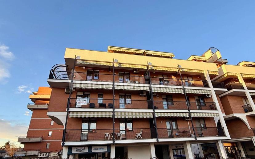 Quadrilocale via Ferruccio Valobra 204, Centro, Carmagnola — foto 24 di 35