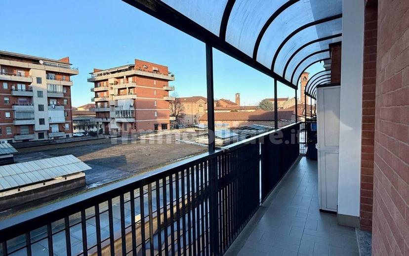 Quadrilocale via Ferruccio Valobra 204, Centro, Carmagnola — foto 7 di 35