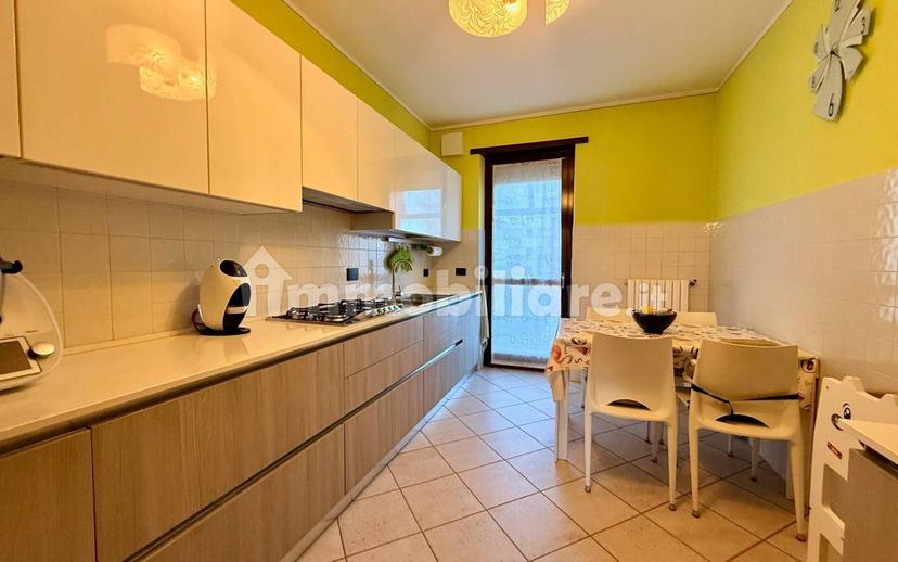 Quadrilocale via Ferruccio Valobra 204, Centro, Carmagnola — foto 33 di 35