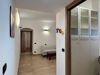 Bilocale via Bettino da Trezzo 12, Cascina dei Pomi, Milano