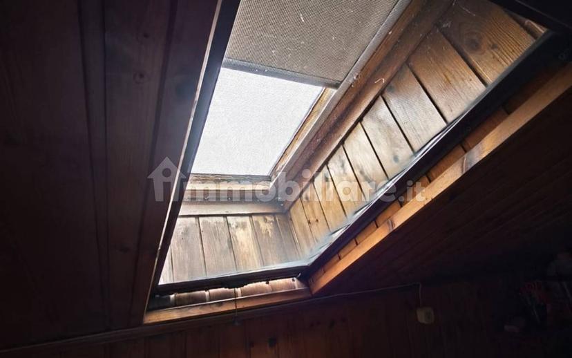 Attico buono stato, 140 m², Semicentro, Vercelli — foto 10 di 25
