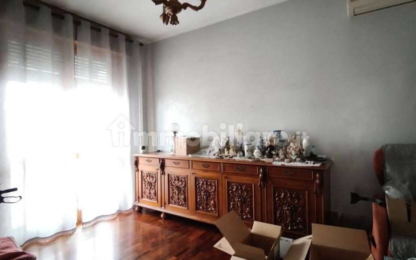 Attico buono stato, 140 m², Semicentro, Vercelli