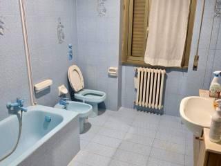 Quadrilocale via Don Lorenzo Milani 12, Centro, Brugherio — foto 8 di 9