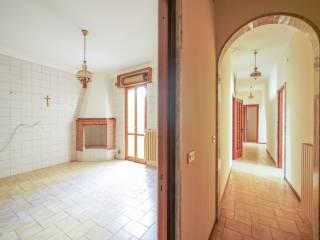Trilocale corso Vittorio Emanuele  72, Centro, Palo del Colle — foto 2 di 24