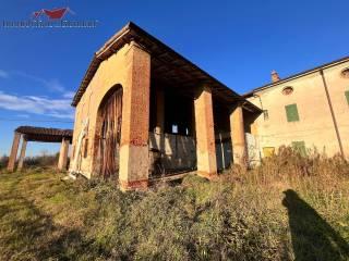 Rustico Strada Salsediana Ovest, Alseno — foto 3 di 33
