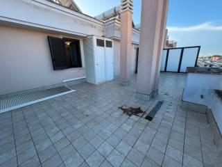 Attico ottimo stato, 70 m², Latina Scalo, Latina — foto 11 di 49