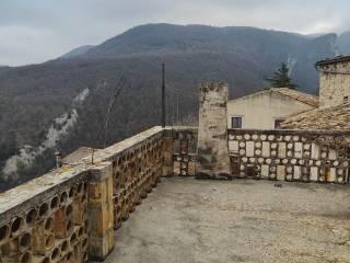 Terratetto unifamiliare via Sant'Andrea 45/47, Centro, Pretoro — foto 2 di 20