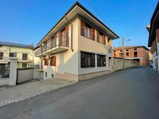 Trilocale via San Martino, Centro, Castelnuovo Scrivia — foto 10 di 21