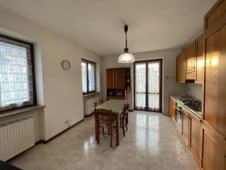 Trilocale via San Martino, Centro, Castelnuovo Scrivia — foto 18 di 21