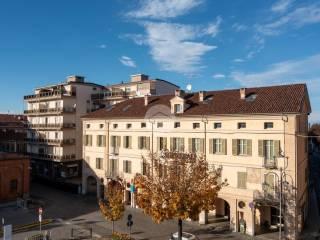 Appartamento piazza del Popolo 33, Centro, Savigliano — foto 9 di 14