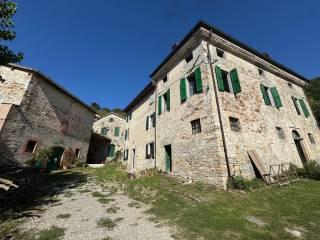 Casa colonica via Casanuova 8, Calestano — foto 7 di 28