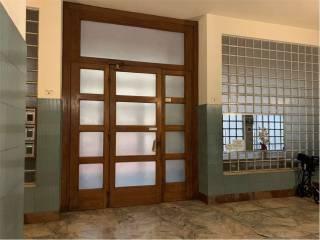 Appartamento via Spallanzani, Centro Storico, Reggio Emilia — foto 2 di 24