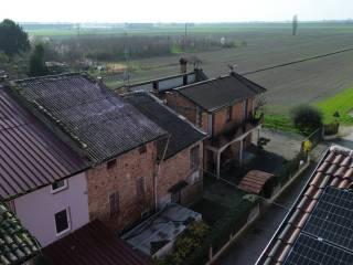 Terratetto unifamiliare via Bastiglia, Cadelbosco Di Sotto, Cadelbosco di Sopra — foto 21 di 23