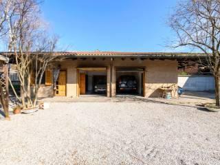 Villa unifamiliare via Del Cotonificio, Centro, Gorizia — foto 27 di 34