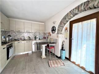 Terratetto plurifamiliare 220 m², ottimo stato, Colombiera Molicciara, Castelnuovo Magra — foto 31 di 35
