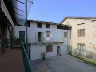 Terratetto unifamiliare via Achille Grandi 50, Molteno — foto 2 di 27