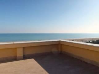 Attico ottimo stato, 70 m², Pinarella, Cervia — foto 4 di 21